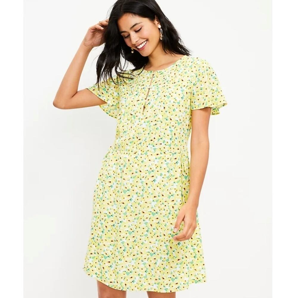 LOFT | NWT Size XS Yellow Floral Short Sleeve Tie Side Lined Dress